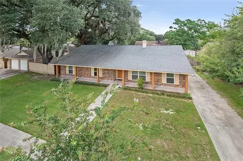 804 N Lake Verret Ct, Slidell, LA 70461