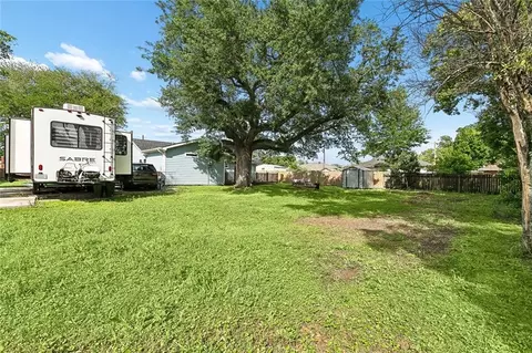 Exterior - 2111 10th St, Kenner, LA 70062 photo 7 of 7