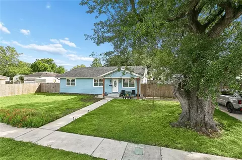 Exterior - 2111 10th St, Kenner, LA 70062 photo 3 of 7