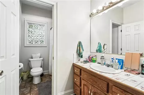 Bath - 22556 3rd St, Mandeville, LA 70471 photo 1 of 2