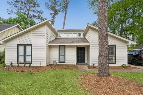 104 Mchugh Ct, Mandeville, LA 70448