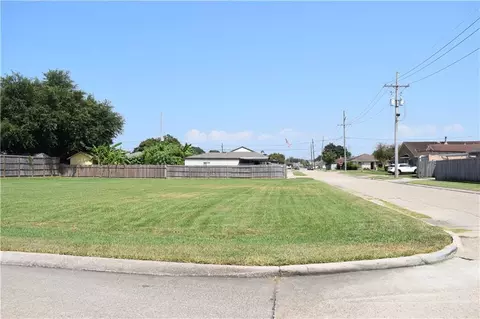 3200 Maine Ave, Kenner, LA 70065