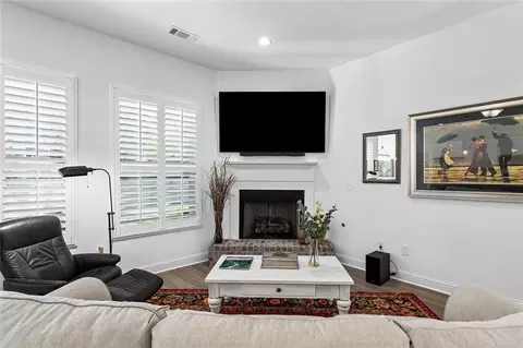 Living - 4080 Monarch Ln, Covington, LA 70433 photo 1 of 1