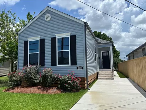 2035 Huey P Long Ave, Gretna, LA 70053