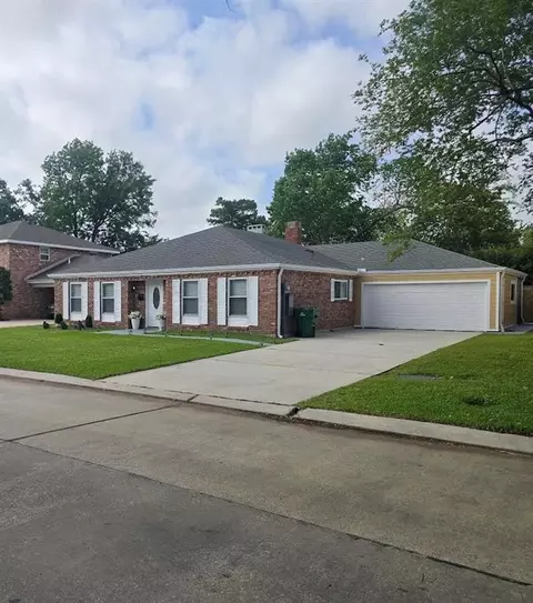 9412 Citrus Ln, River Ridge, LA 70123