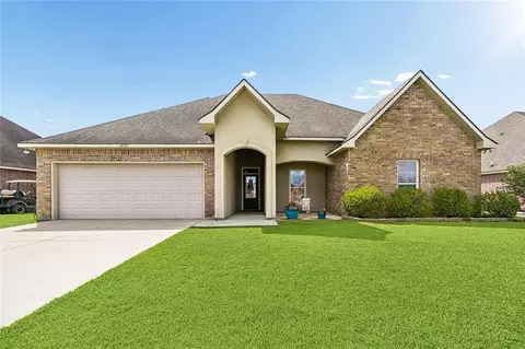 16297 Keystone Blvd, Prairieville, LA 70769