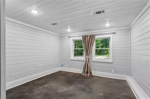 Bedroom - 76483 1082 Hwy, Covington, LA 70435 photo 2 of 2