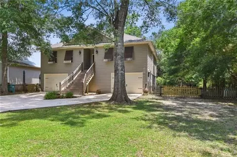 18107 Cusachs Dr, Covington, LA 70433
