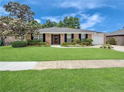4524 Barnett St, Metairie, LA 70006