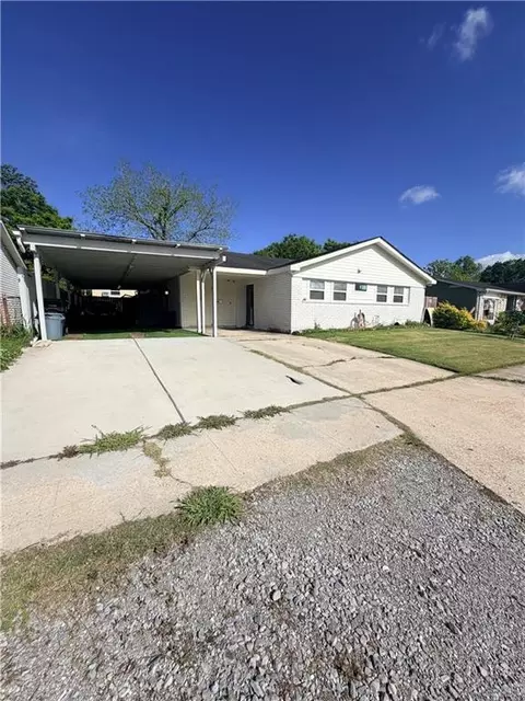 3530 Dickens Dr, New Orleans, LA 70131