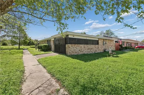 545 Esteban St, Arabi, LA 70032