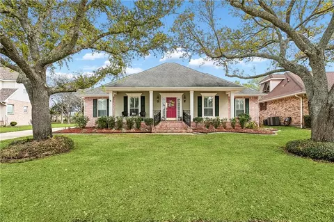39 Inlet Dr, Slidell, LA 70458