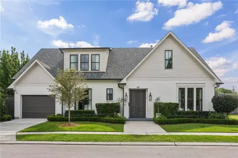 86 Dream Ct, Metairie, LA 70001