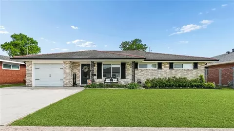 212 Broadway St, Gretna, LA 70053