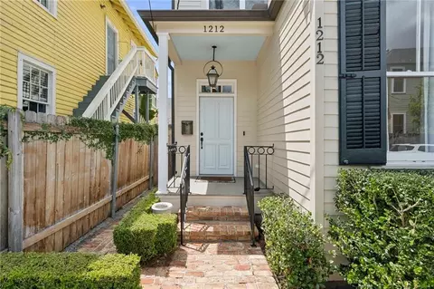 1212 Austerlitz St, New Orleans, LA 70115
