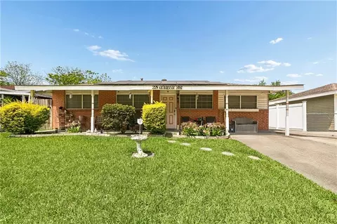 228 Azalea Dr, Waggaman, LA 70094
