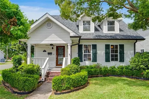 600 Metairie Lawn Dr, Metairie, LA 70001