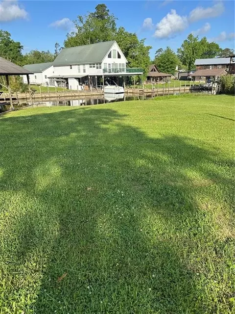 26 26b Buns Ln # A, Springfield, LA 70462 photo 4