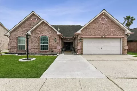 2629 Crestway Rd, Marrero, LA 70072