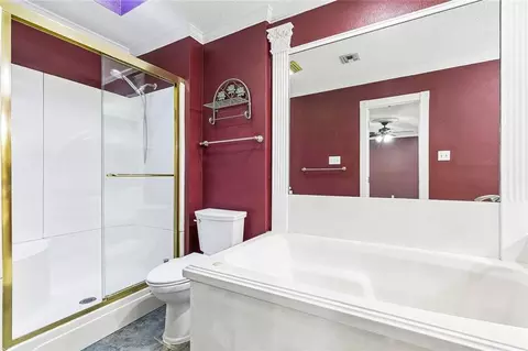 Bath - 27 Shenandoah St, Kenner, LA 70065 photo 2 of 3