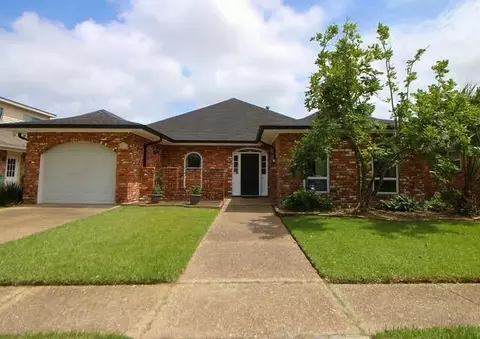 1717 Emily St, Metairie, LA 70001