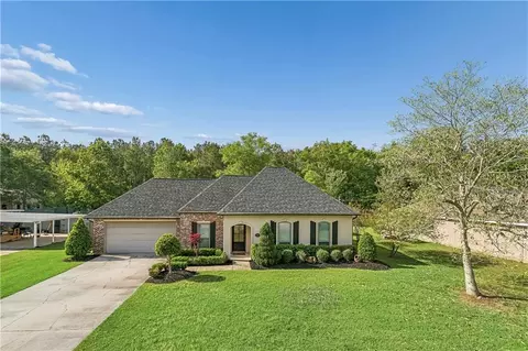 23126 Country River Dr, Ponchatoula, LA 70454