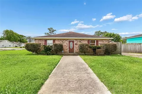 5972 Dreux Ave, New Orleans, LA 70126