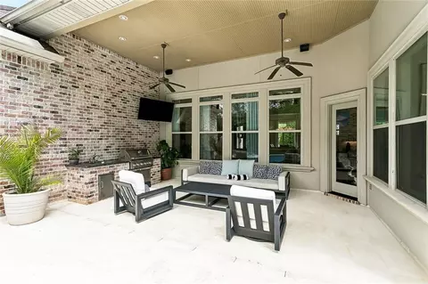 Exterior - 614 Millikens Bnd, Covington, LA 70433 photo 3 of 5