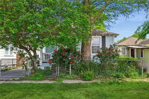 527 Grefer Ave, Harvey, LA 70058