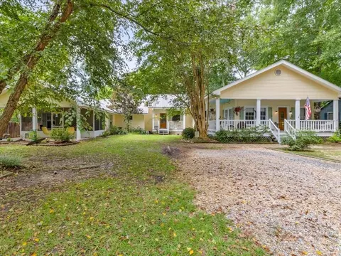 1834 America St, Mandeville, LA 70448