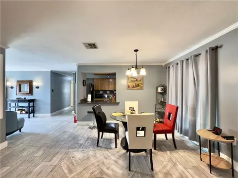 Dining - 456 Hooper Dr, Kenner, LA 70065 photo 2 of 2