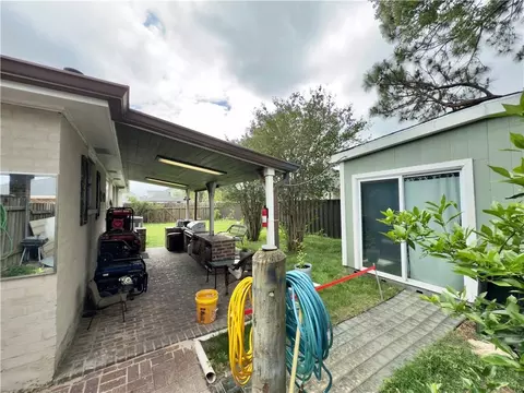 Exterior - 456 Hooper Dr, Kenner, LA 70065 photo 5 of 7