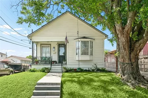 2482 Jasmine St, New Orleans, LA 70122