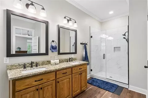 Bath - 20885 Swamp Rd, Springfield, LA 70462 photo 1 of 5