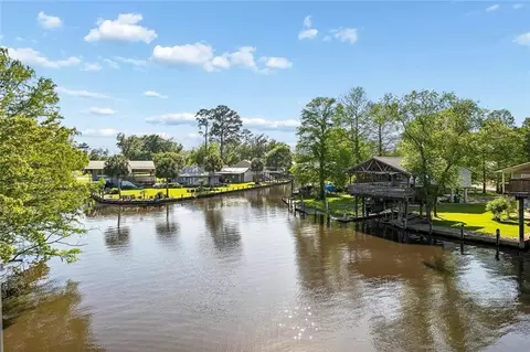 View/Area - 20885 Swamp Rd, Springfield, LA 70462 photo 1 of 2