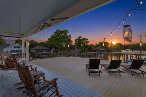 Exterior - 20885 Swamp Rd, Springfield, LA 70462 photo 3 of 16