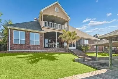 Exterior - 238 Spinnaker Dr, Slidell, LA 70458 photo 3 of 6