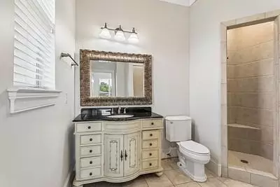 Bath - 238 Spinnaker Dr, Slidell, LA 70458 photo 6 of 6