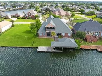 View/Area - 238 Spinnaker Dr, Slidell, LA 70458 photo 2 of 7