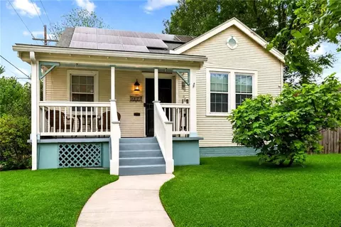 4679 Arts St, New Orleans, LA 70122