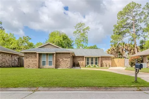 113 Goldenwood Dr, Slidell, LA 70461