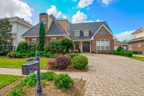 233 Cane Bayou Ln, Kenner, LA 70065