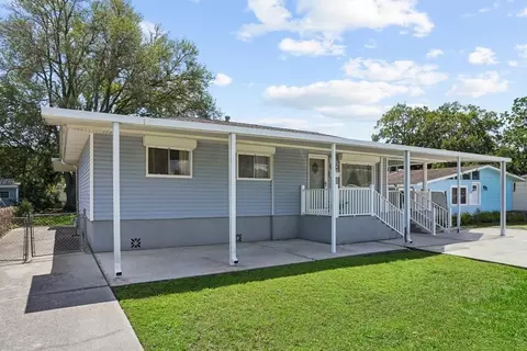 2122 Stumpf Blvd, Terrytown, LA 70056