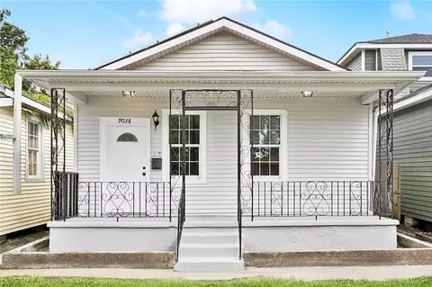 9038 Cohn St, New Orleans, LA 70118