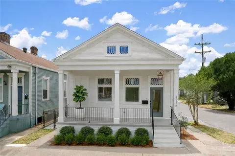 4538 S Saratoga St, New Orleans, LA 70115