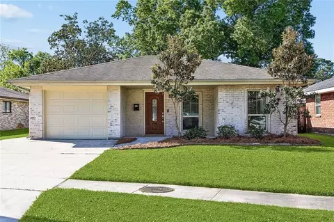 4820 Jasper St, Metairie, LA 70006