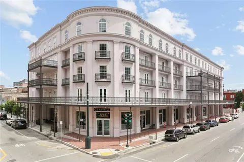 700 Magazine St #402, New Orleans, LA 70130