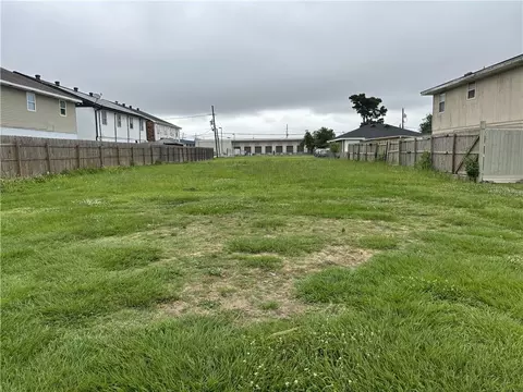 Helena Street, Kenner, LA 70062