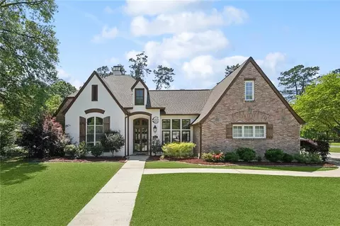 204 Tchefuncte Parc Ct, Madisonville, LA 70447