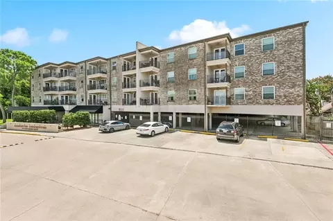500 Lake Marina Ave #322, New Orleans, LA 70124